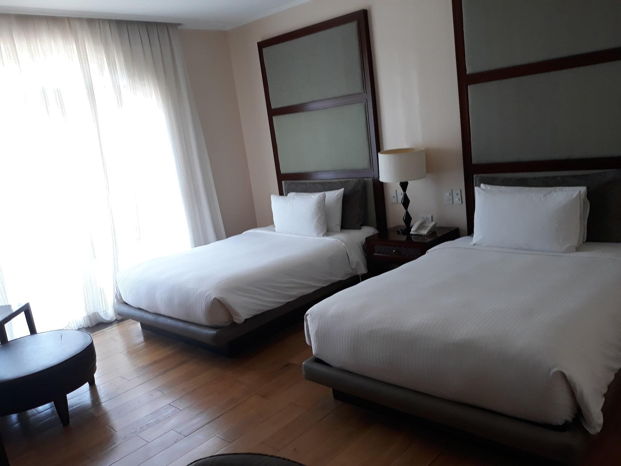 Hotel Venezia Legazpi Luaran gambar